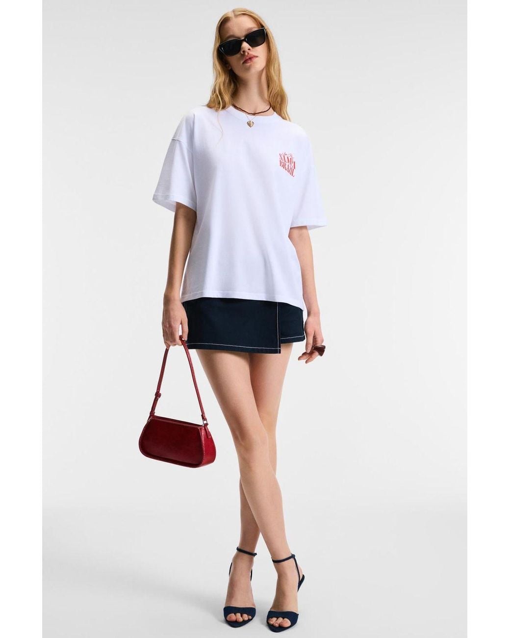 Grimelange White Oversized Crew Neck Printed T-Shirt