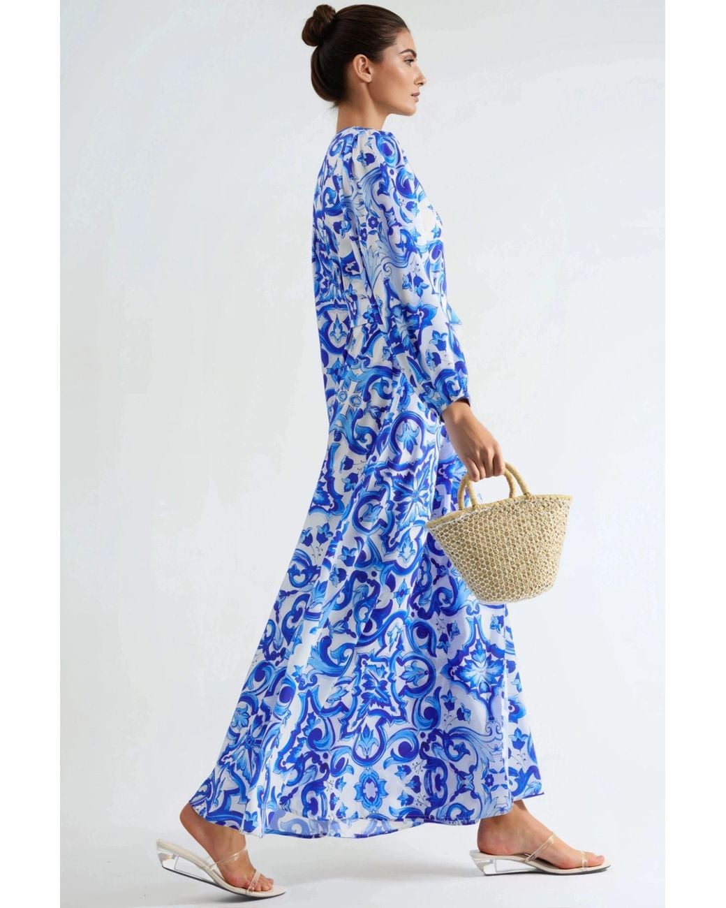 Msn-Collection Blue Printed V-Neck Maxi Dress With Long Sleeves