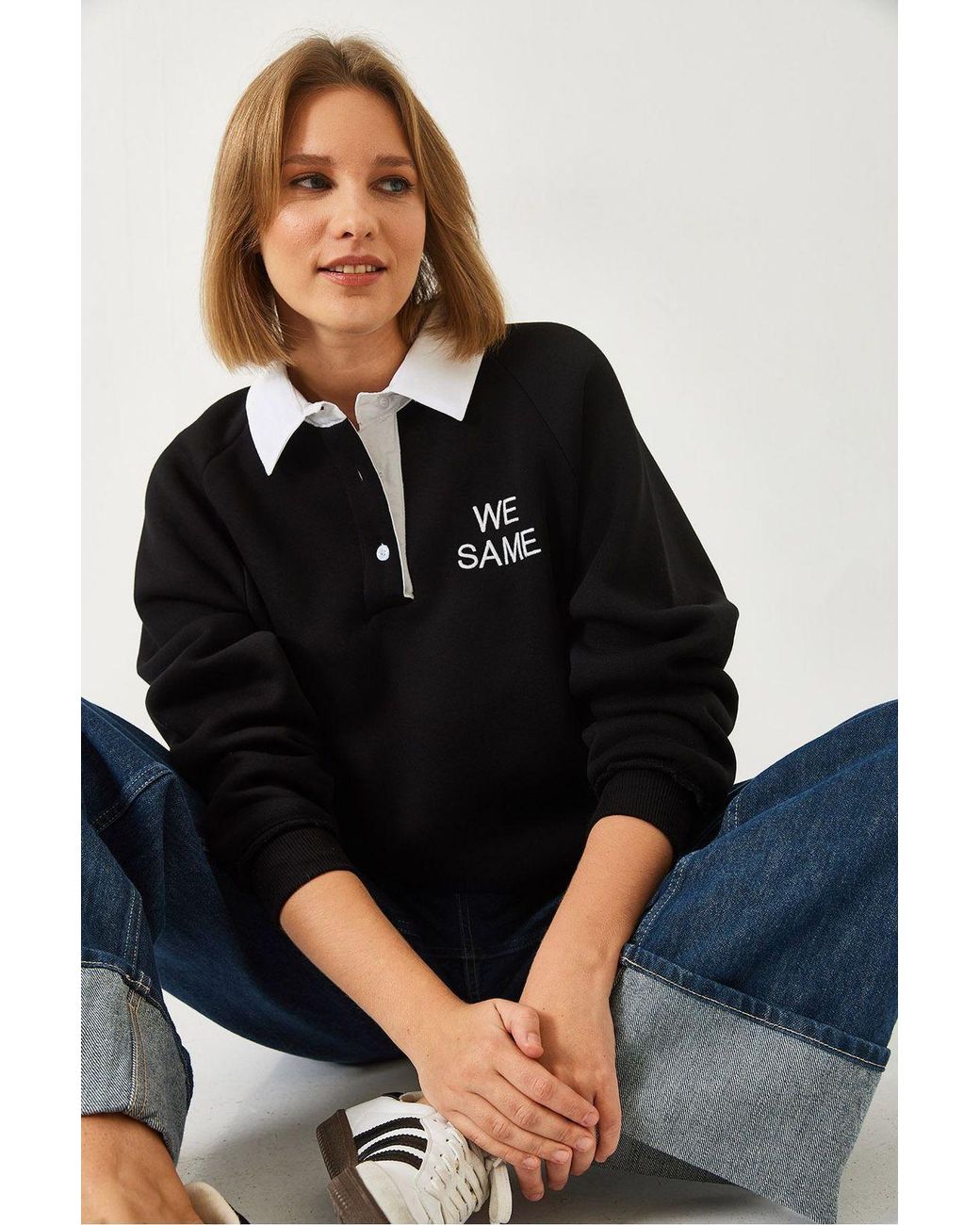 Bianco Lucci Blue Embroidered Polo Collar Long Sleeve Sweatshirt