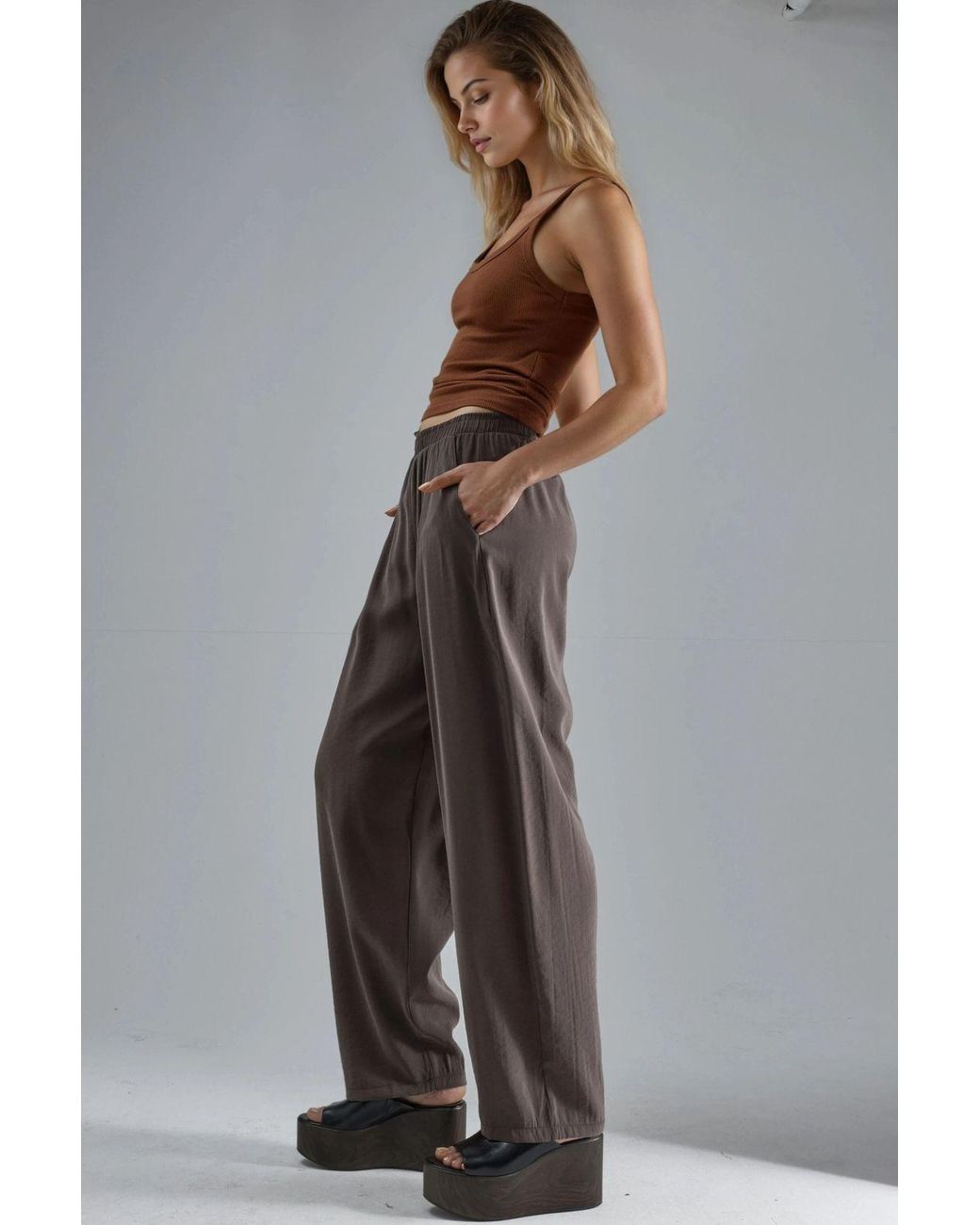 Busem Black Wide Leg Pleated Pants
