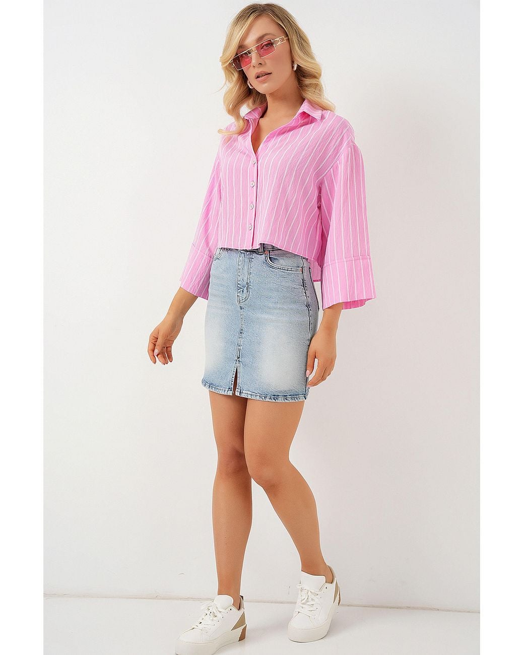 Bigdart Pink Oversized Striped Cropped Shirt With Button Closure