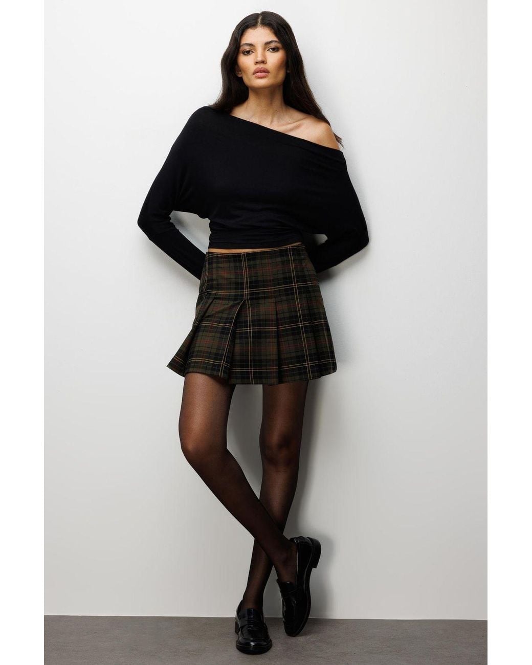 MixRay Black Asymmetrical Collar Slim Fit Crop Blouse With Cut Out