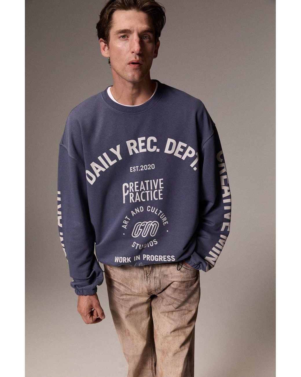 Grimelange Gray Regular Fit Crew Neck Sweatshirt for men