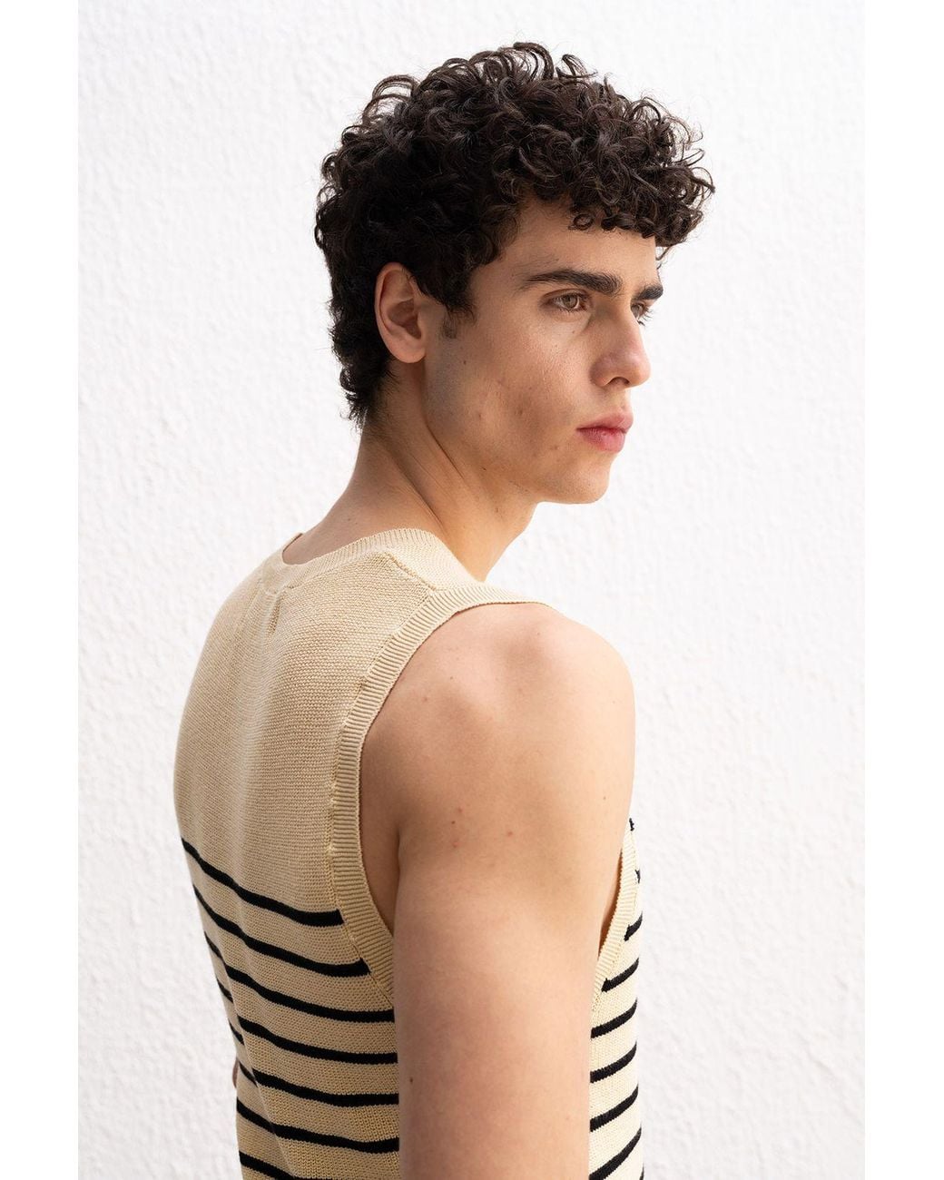 Giesto Natural Slim Fit Striped Sleeveless T-Shirt for men