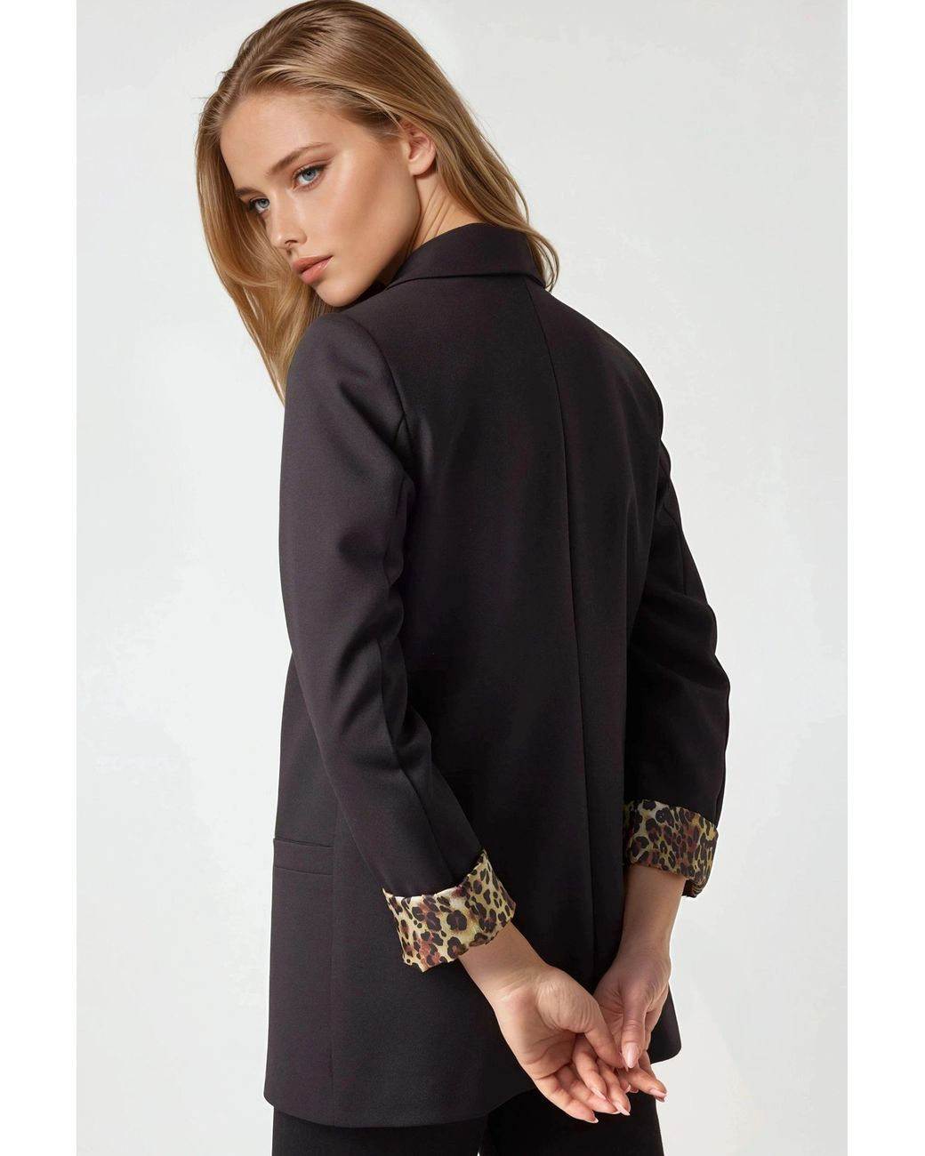 Hiccup Basic Boyfriend Jacket Pika Collectie in het Black