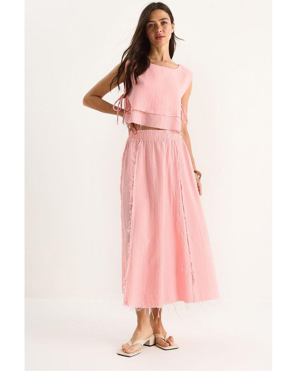 Bianco Lucci Pink Textured Blouse & Skirt Muslin Fabric Two-Piece Set