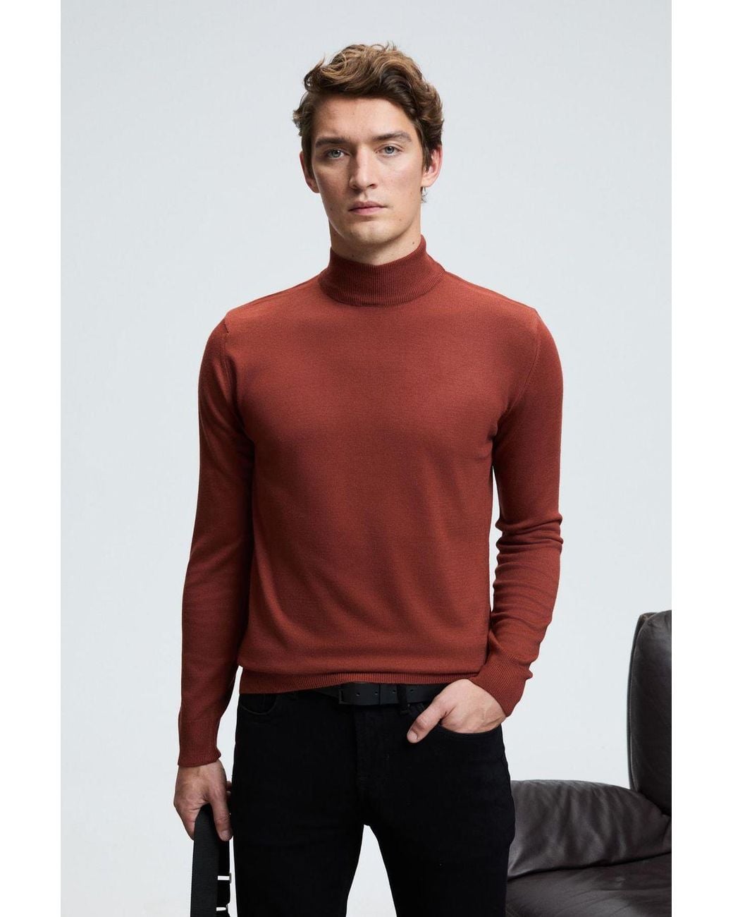 Grimelange Red Fine Knit Ribbed Crew Neck Jumper for men