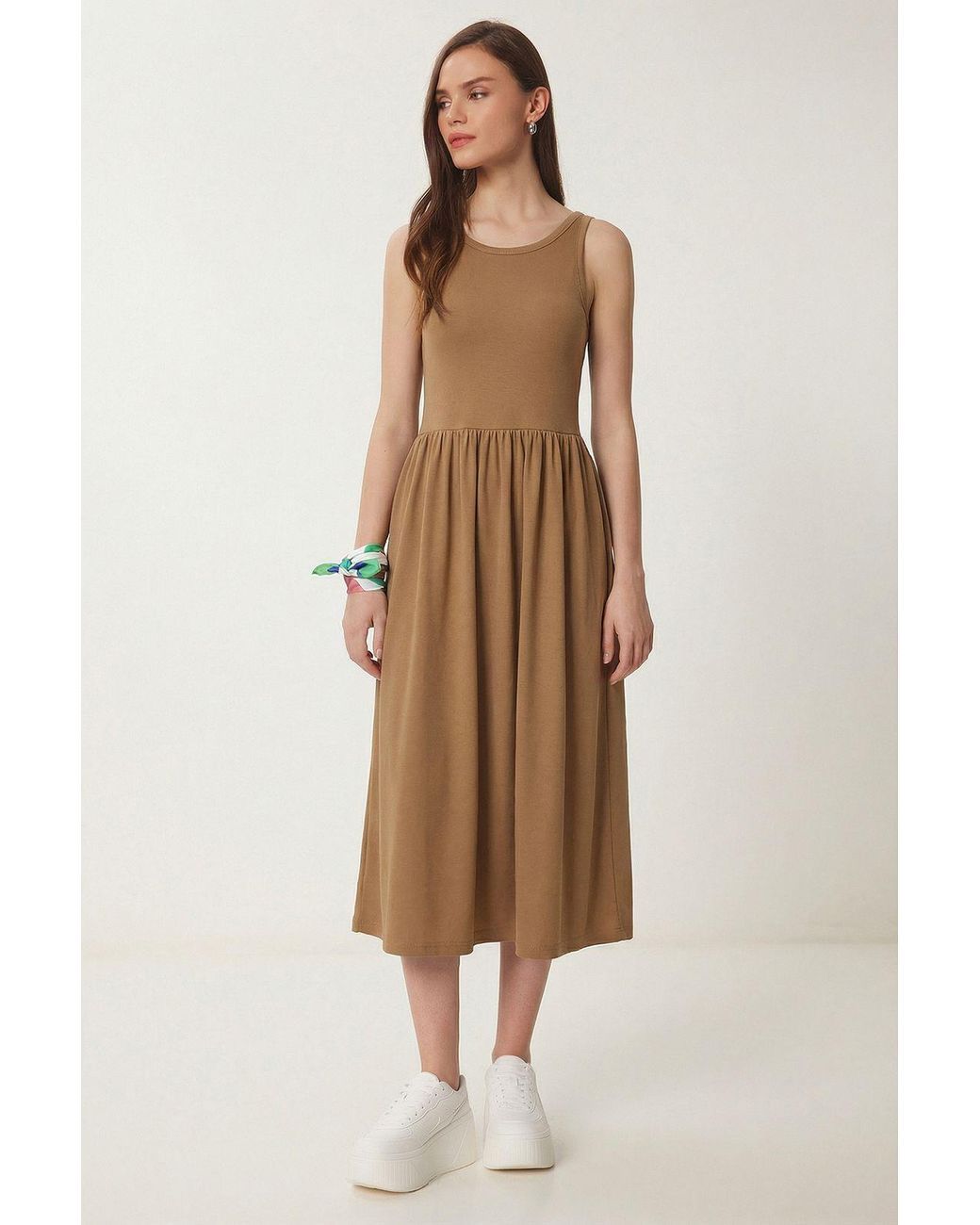 Happiness İstanbul Natural Sleeveless Crew Neck Midi Dress
