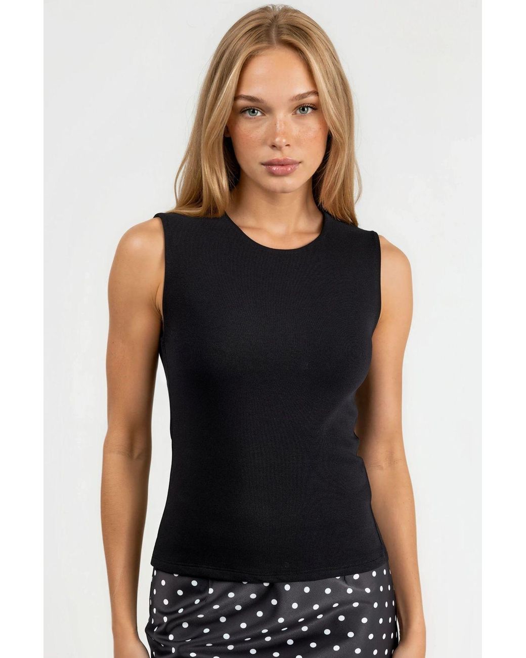 Busem Black Crew Neck Sleeveless Solid Top