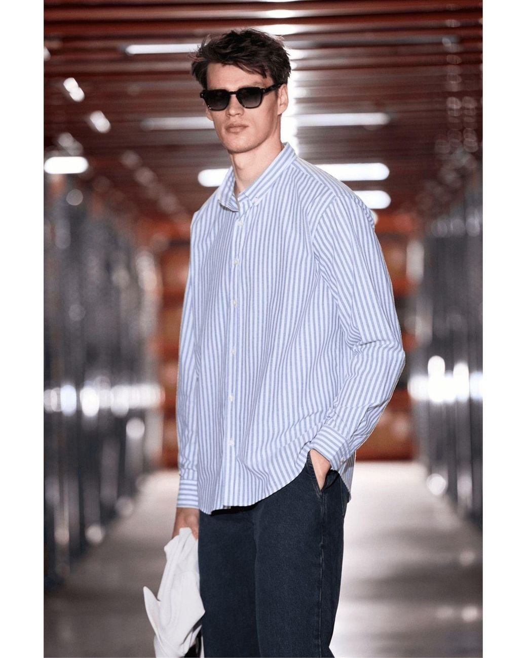 Grimelange White Button Collar Poplin Shirt for men