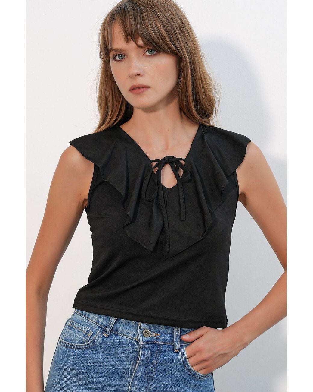 Bigdart Black Solid Knit Crop Blouse With Tie Front