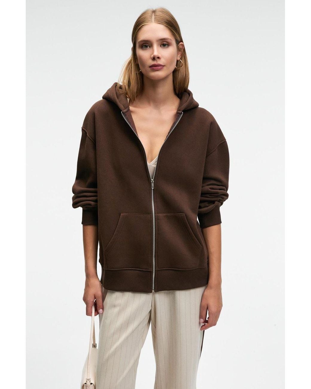 Grimelange Brown Relaxed Crew Neck Long Sleeve Sweatshirt