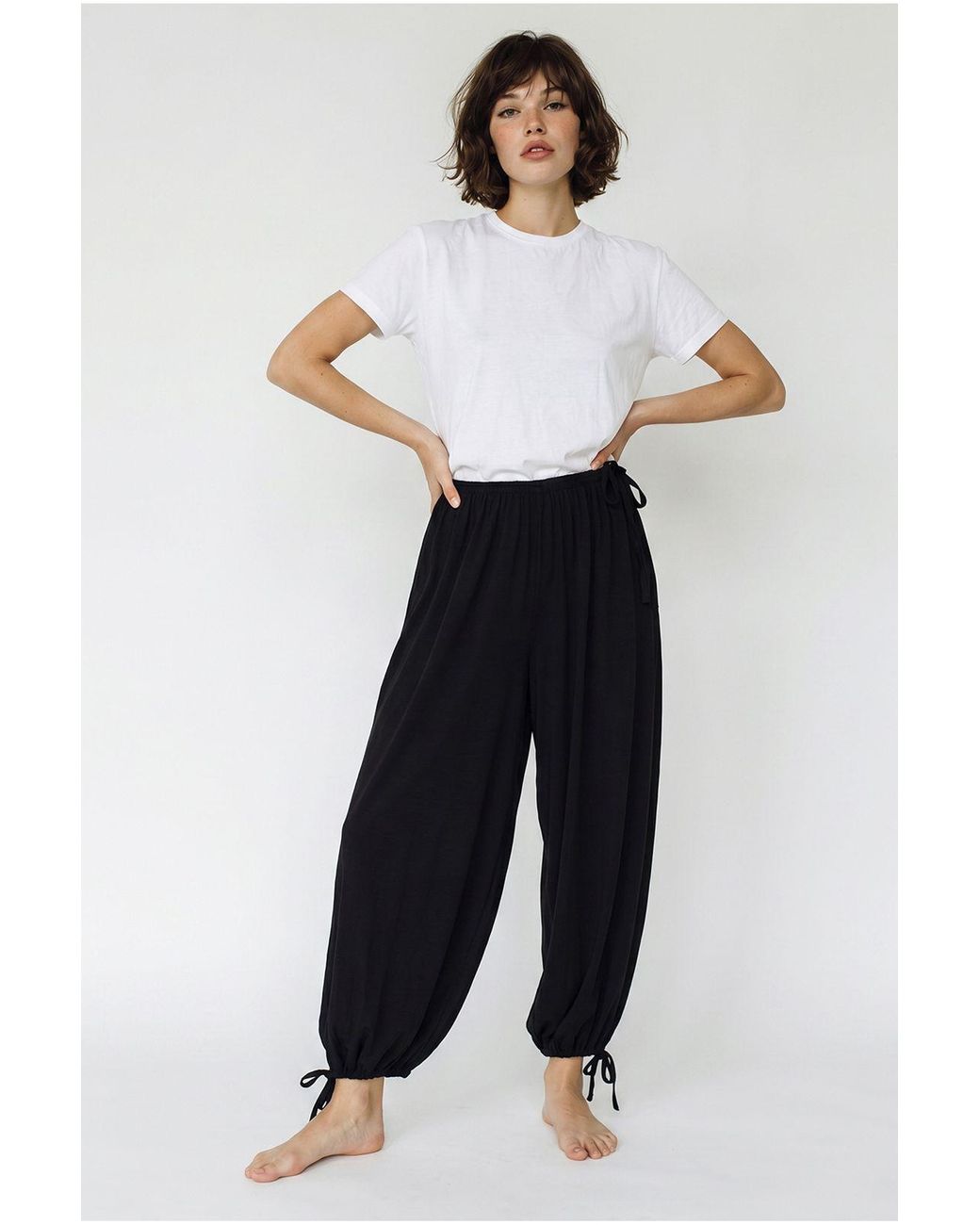 Bianco Lucci White Ankle-Length Salwar Trousers With Tie Waist