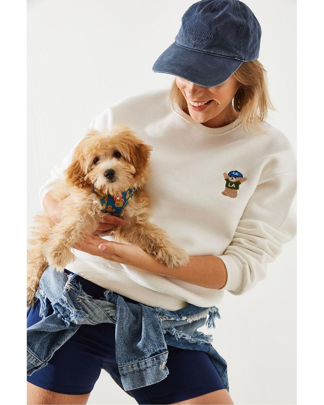Bianco Lucci White Embroidered Cotton Crew Neck Sweatshirt