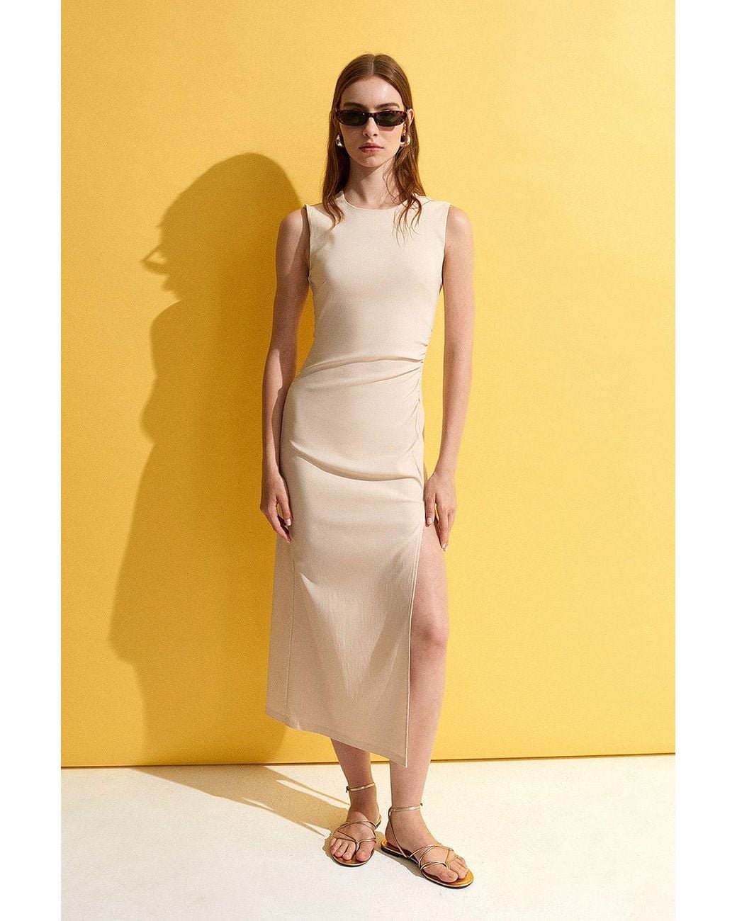 Dilvin Yellow Fitted Sleeveless Midi Dress With Slit