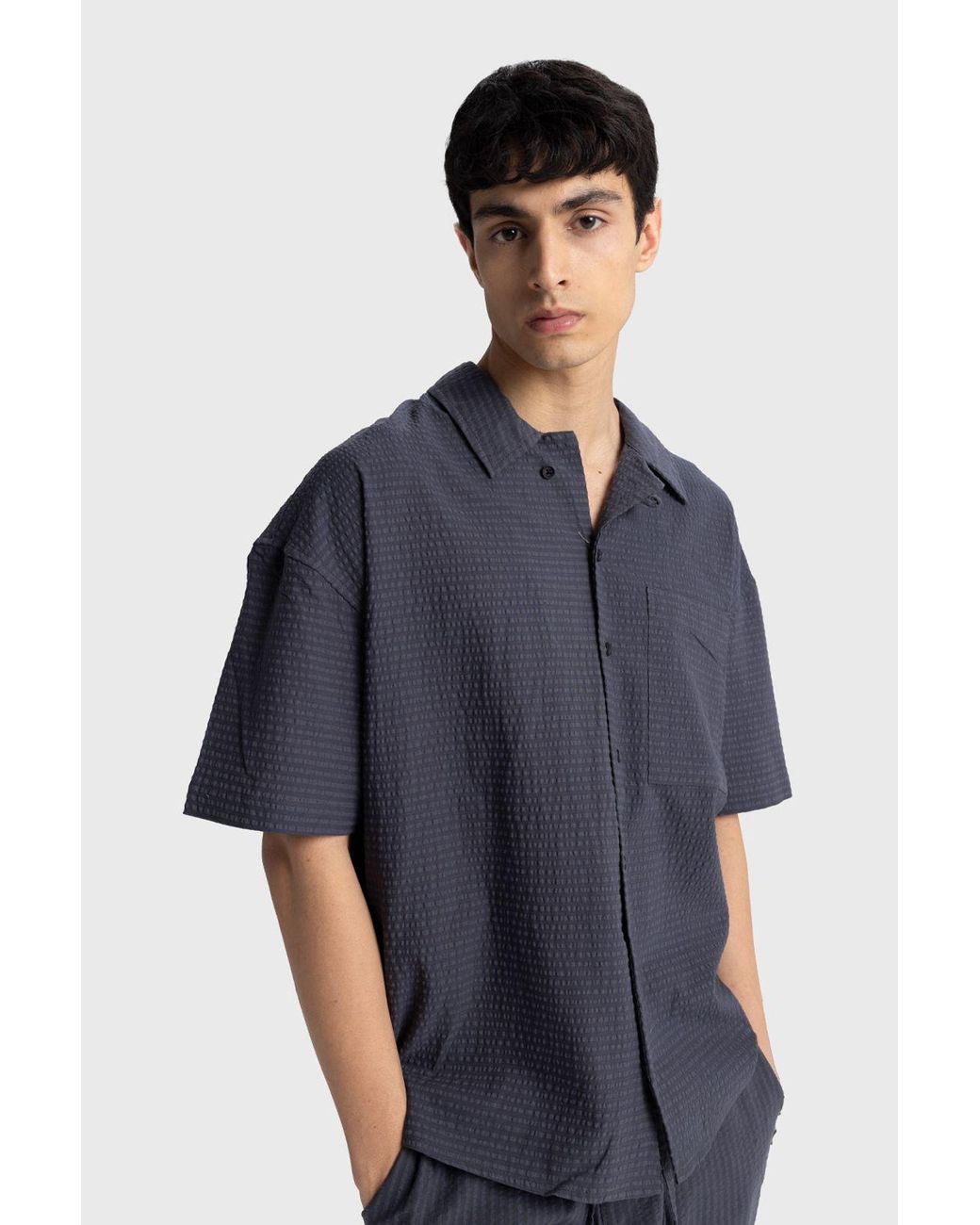 Giesto Black Textured Short Sleeve Shirt for men