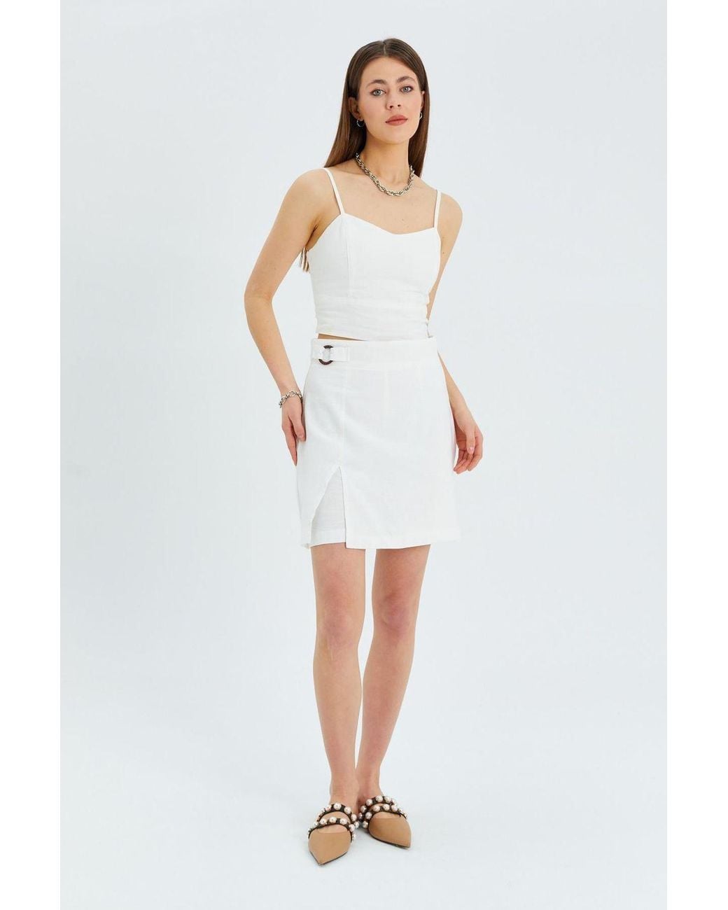 MixRay White Belted High-Waist Wrap Front Shorts With Slit Detail