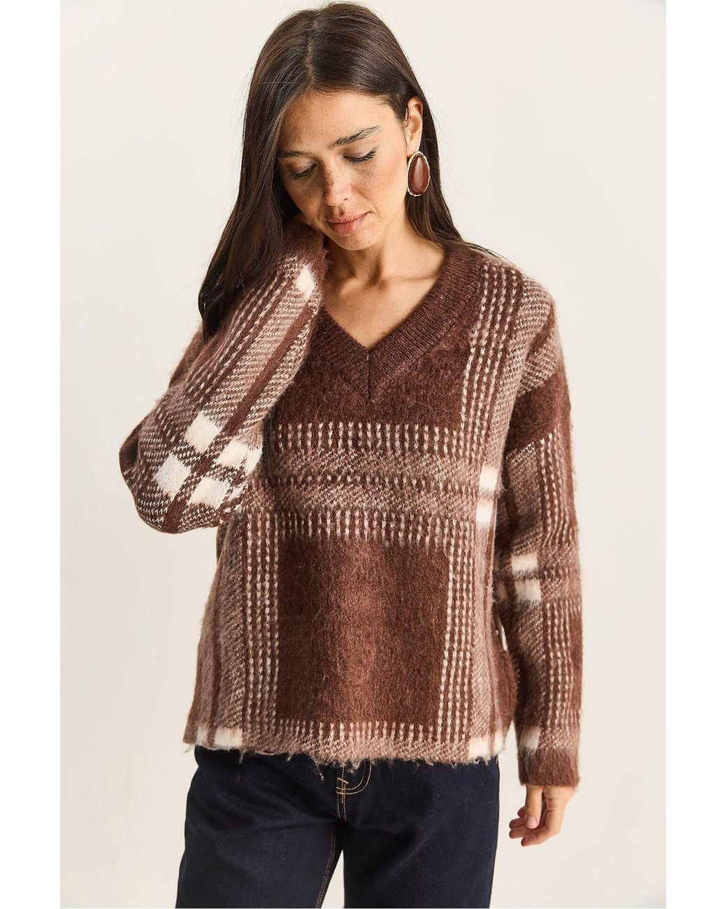Bianco Lucci Brown Plaid V-Neck Long Sleeve Knit Sweater
