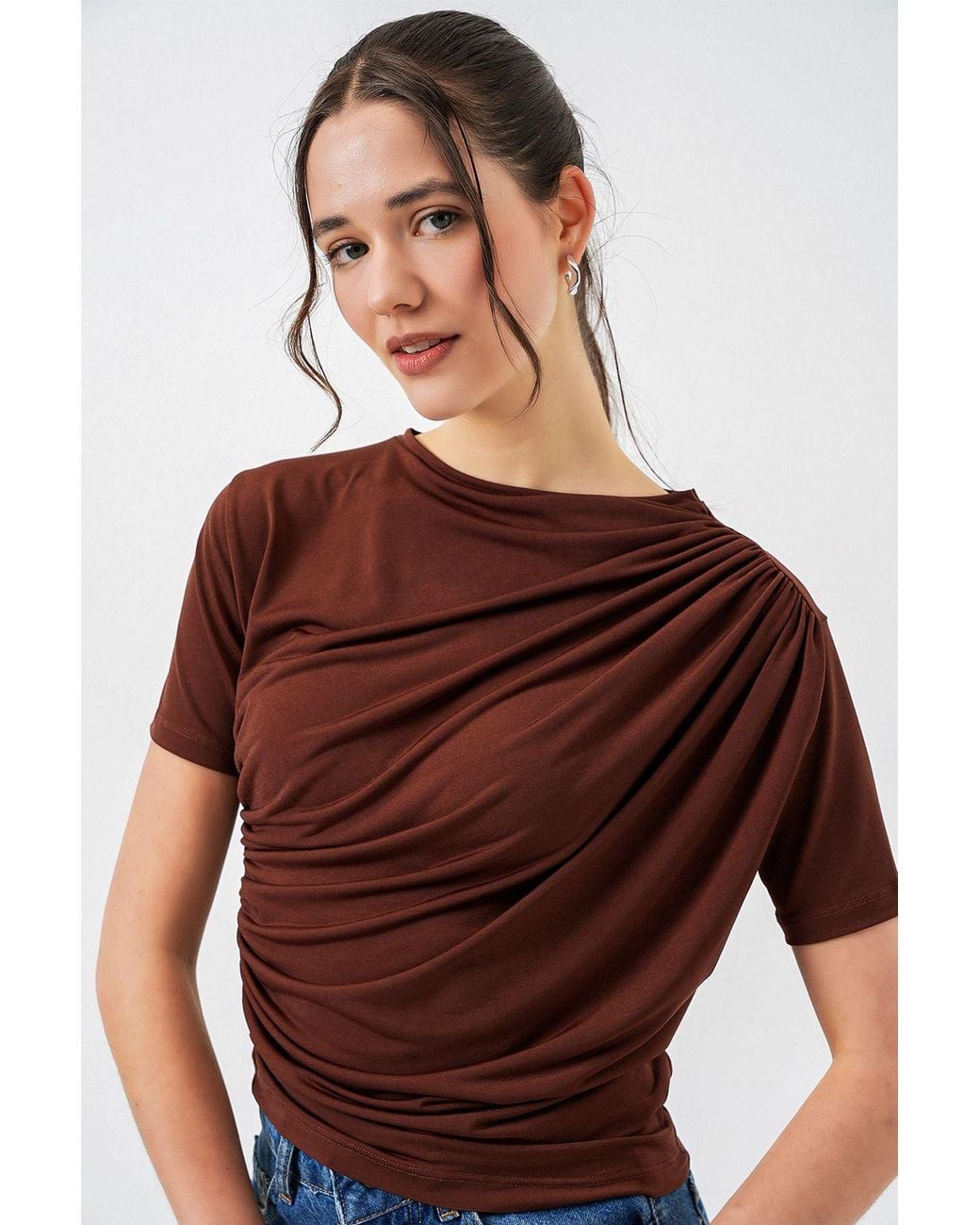 Bigdart Red Fitted Ruffle Detail Blouse With Crew Neck