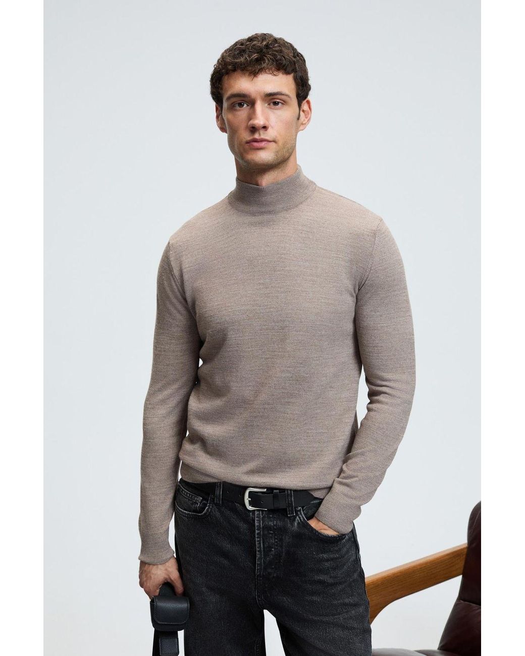 Grimelange Brown Fine Knit Ribbed Crew Neck Jumper for men
