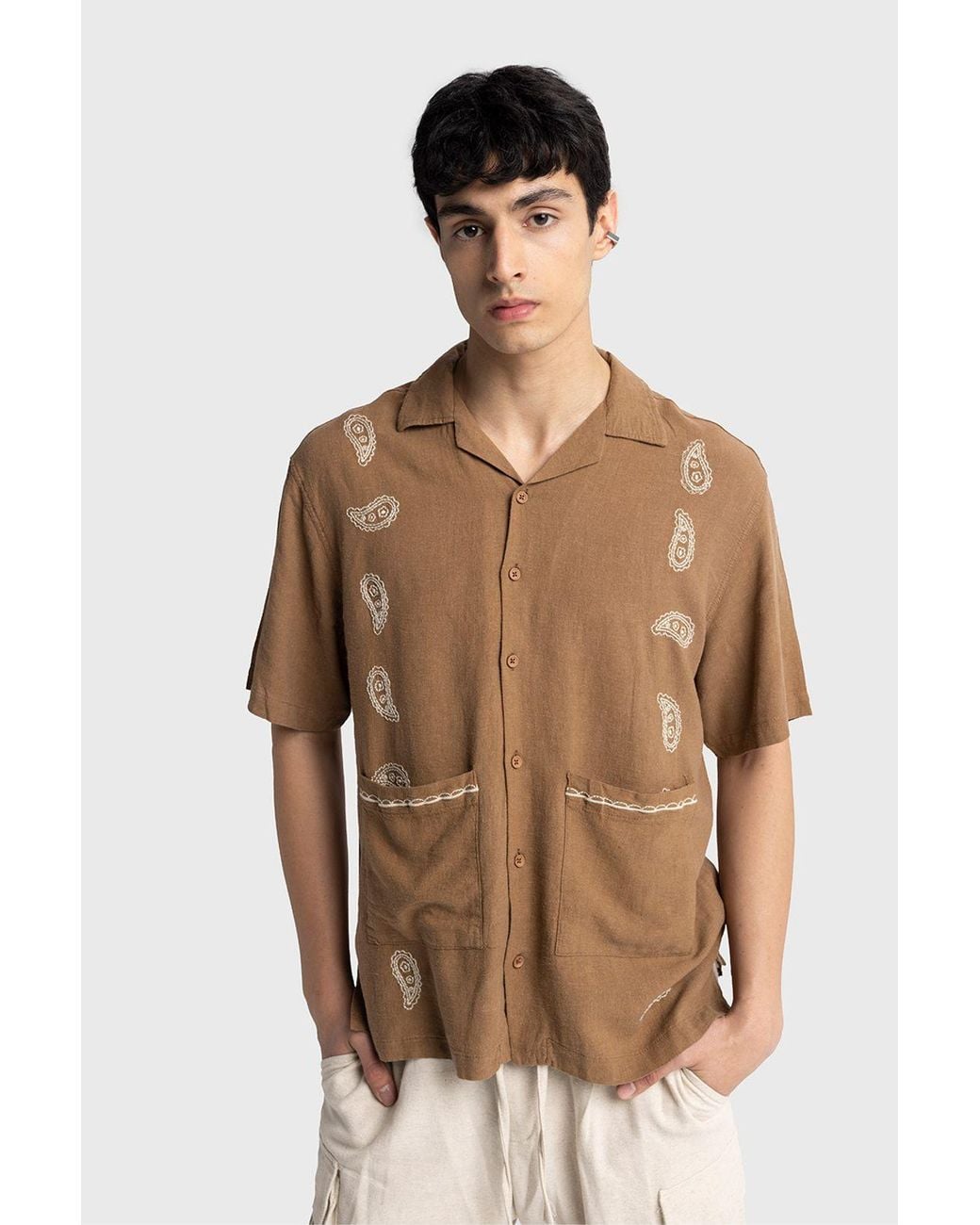 Giesto Natural Cotton Embroidered Poplin Short Sleeve Shirt for men