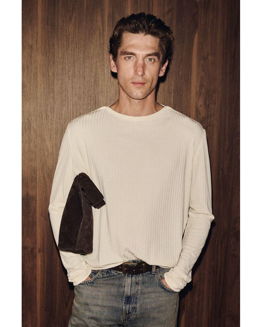 Grimelange Black Regular Fit Crew Neck T-Shirt for men