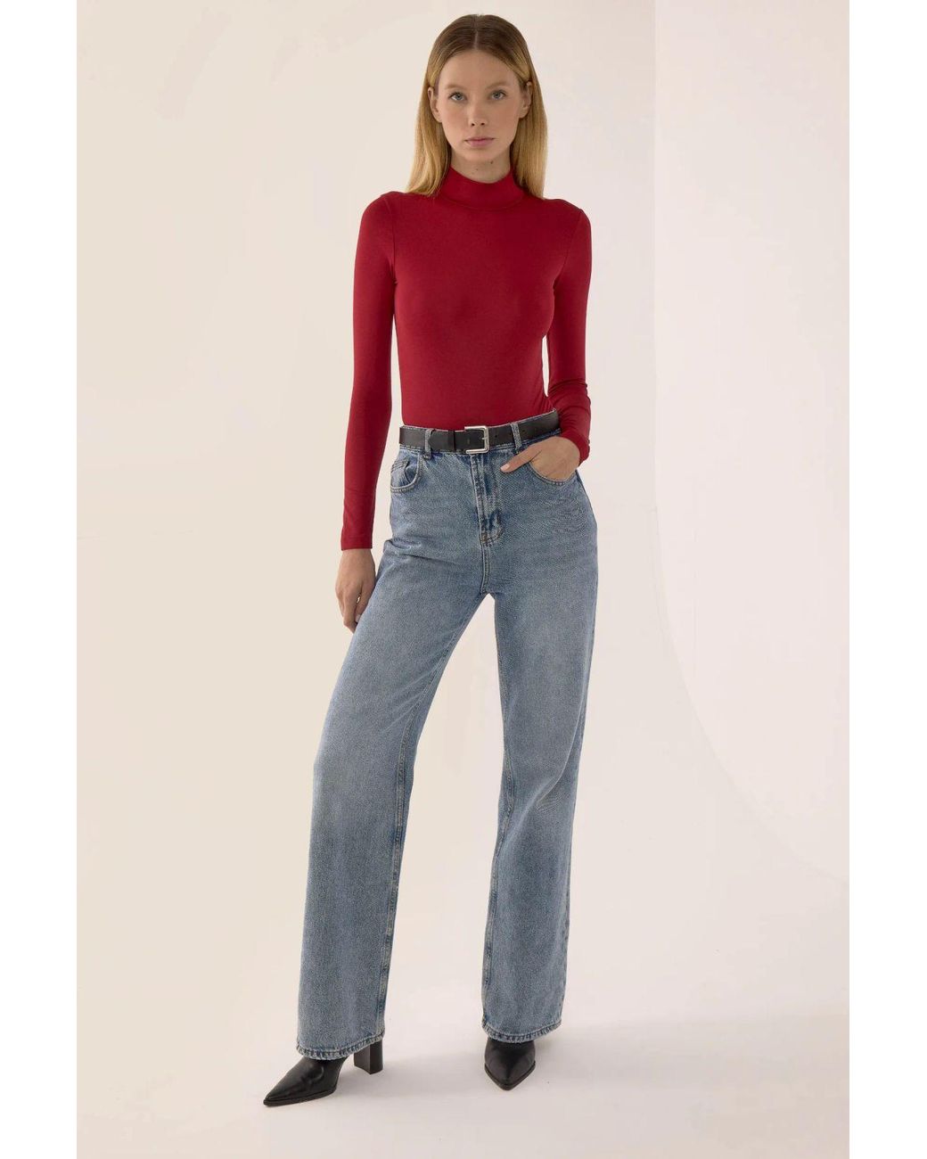 Hiccup Red Basic Long Sleeve Bodysuit