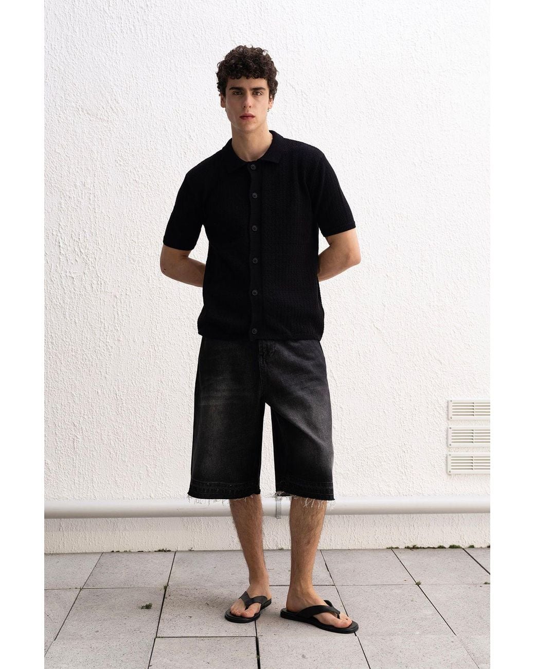 Giesto Black Cotton Polo Shirt With Text Print for men