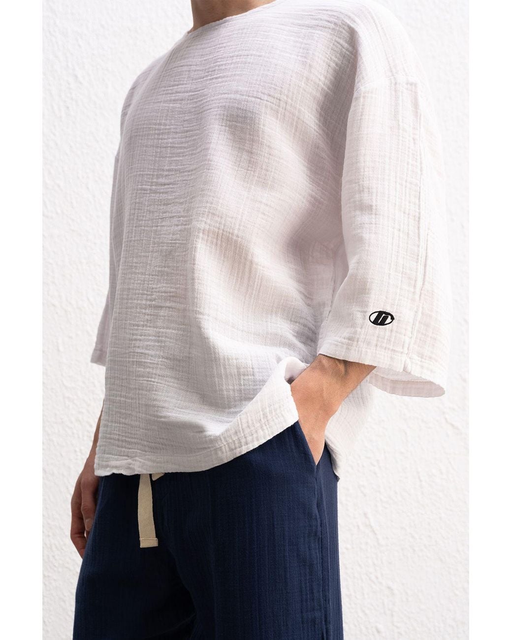Giesto White Muslin Crew Neck Long Sleeve T-Shirt for men