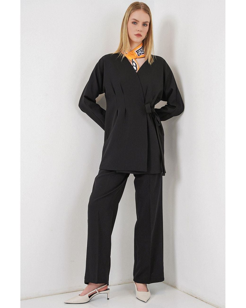 Bigdart Black Long Belted V-Neck Jacket