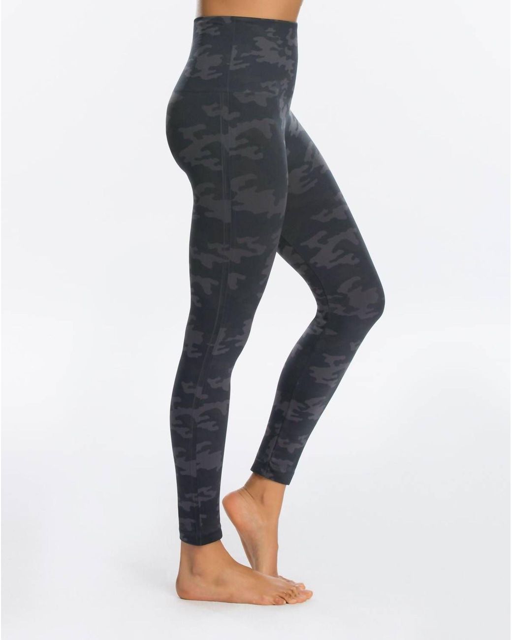 Spanx Look At Me Now Seamless Leggings in Blue