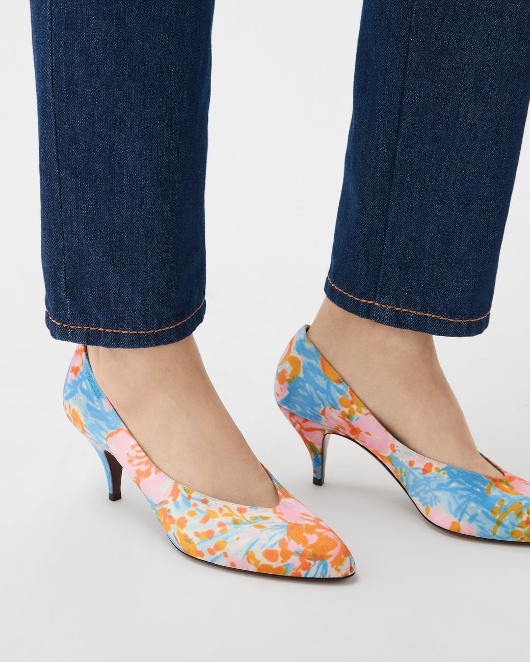 Versace White Tina Printed Duchesse Pumps 65 Mm