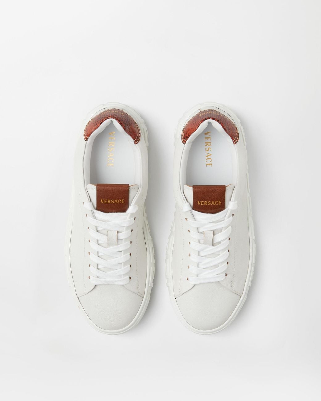 Zapatillas Greca De Piel Versace de color White