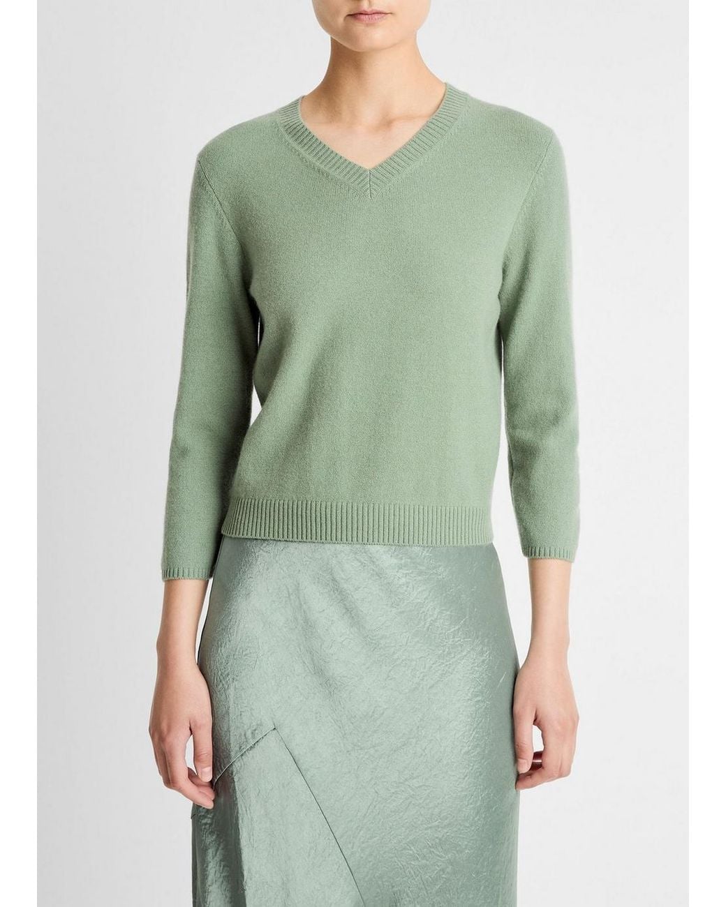 Vince Green Wool & Cashmere-Blend Three-Quarter-Sleeve V-Neck Sweater