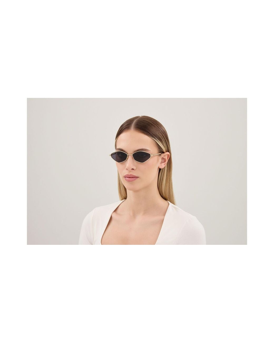 Gucci Black Gg2222S 001 Sunglasses Metal Geometric