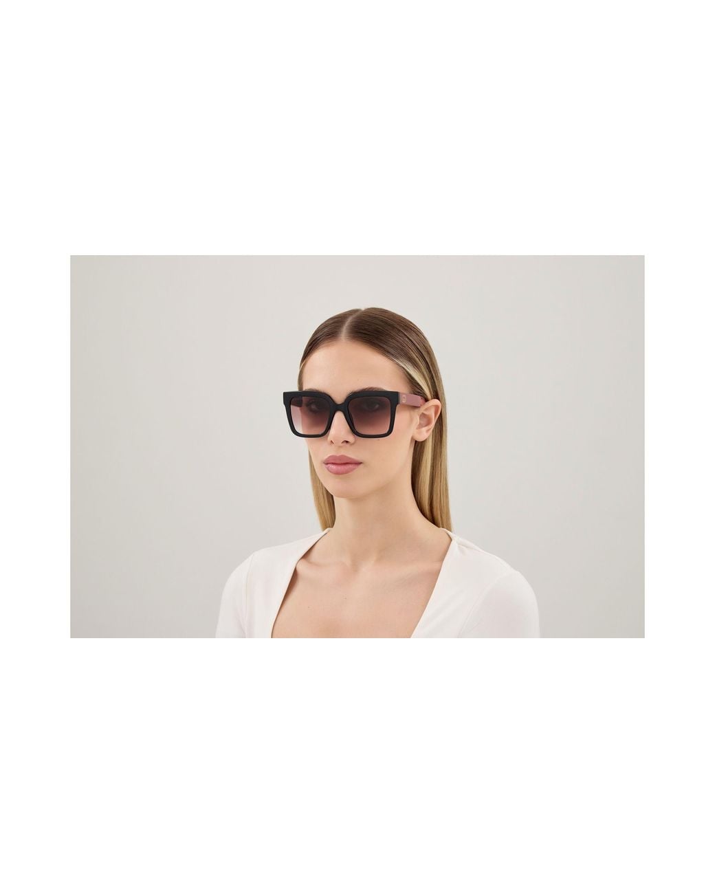 Gucci Black Gg2190S 003 Sunglasses Injected Squared Nuanced