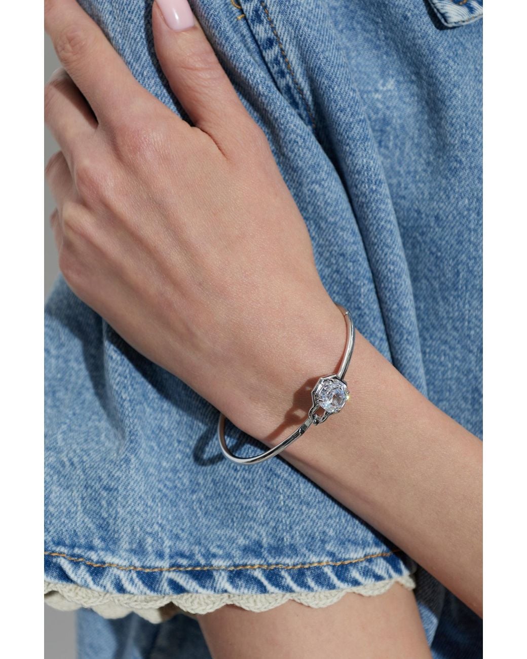 Kate Spade Metallic Bracelet With A Shimmering Crystal