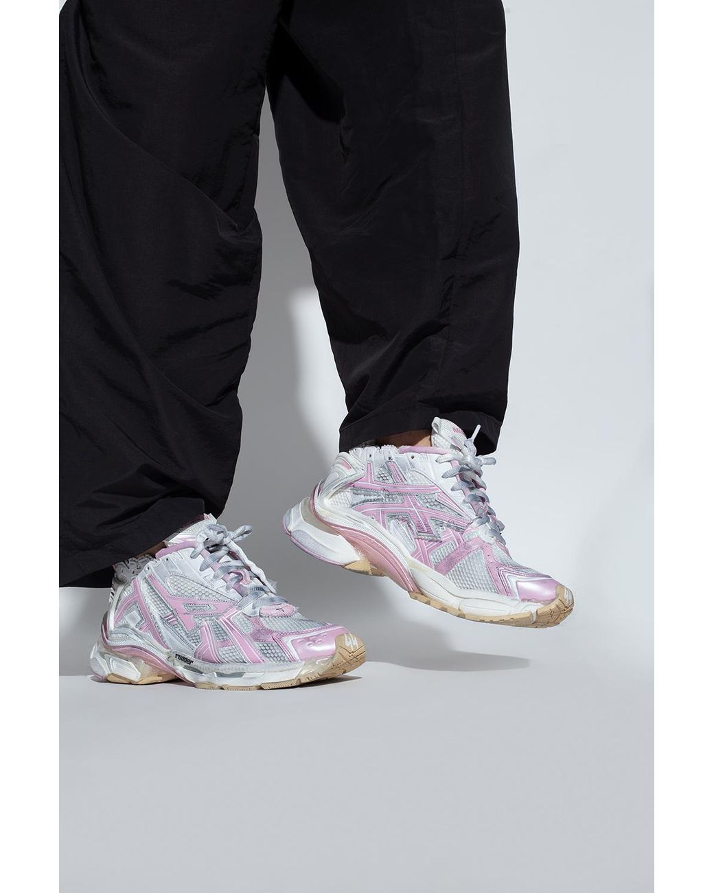 Pink runners store