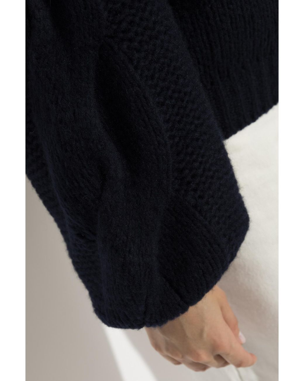 Lisa Yang Blue Cashmere Sweater 'Runi'