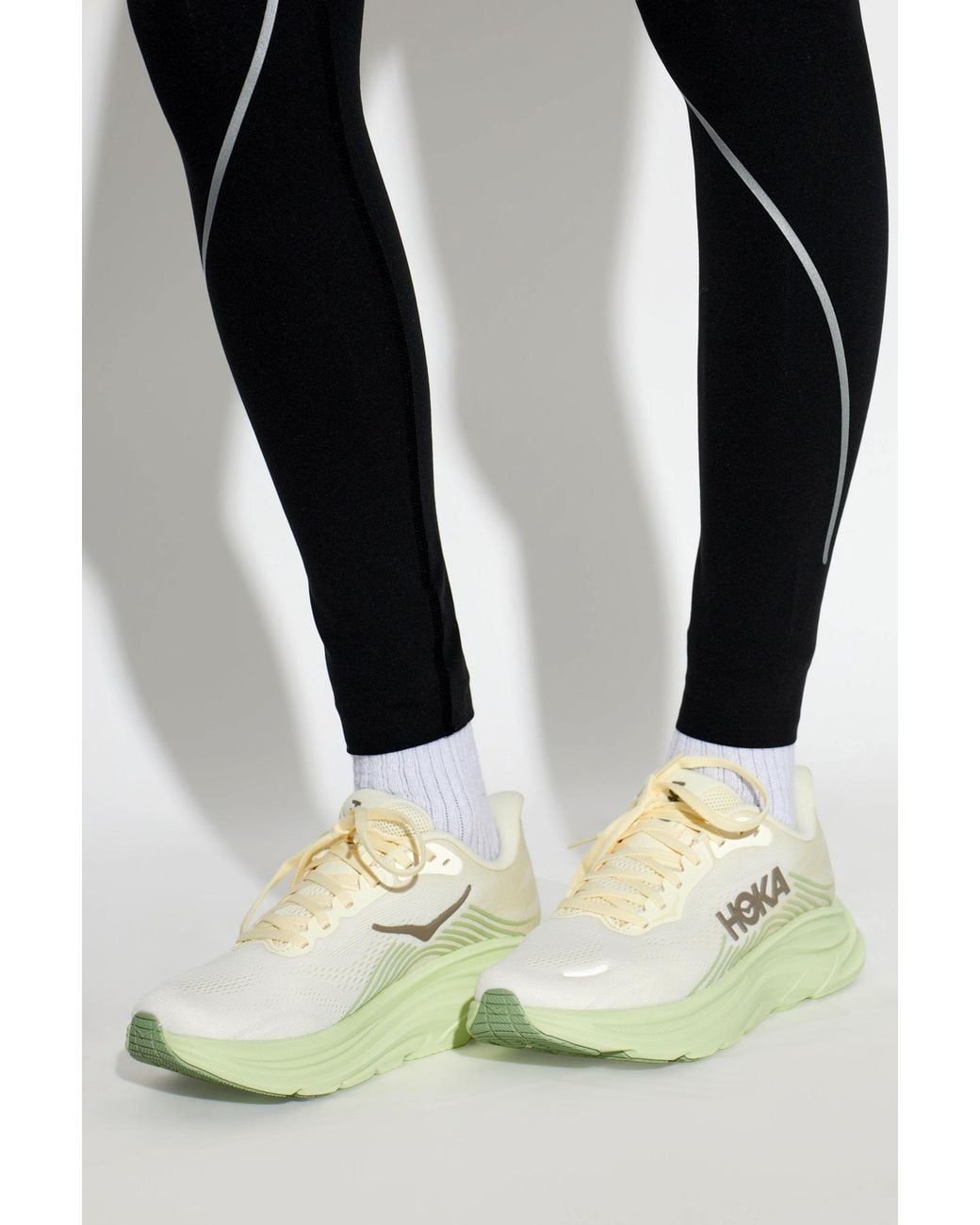 Hoka One One Green Clifton 11 Sneakers