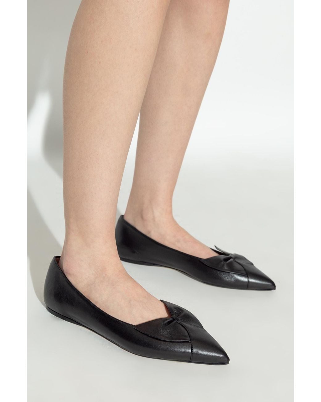 Ferragamo Black Leather Ballet Flats With A Bow
