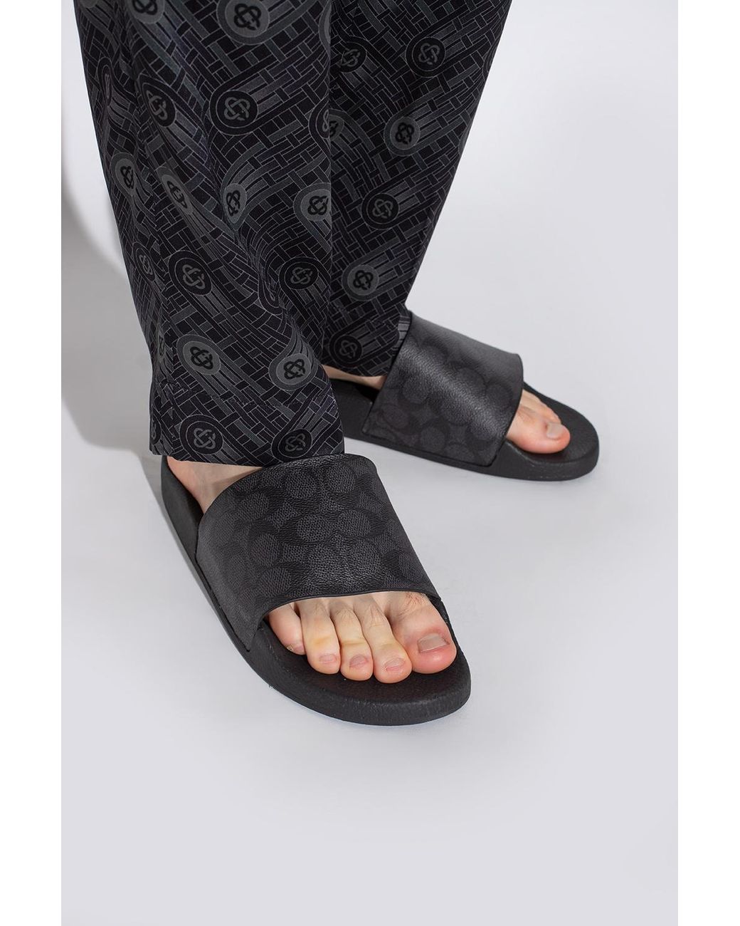 coach sliders