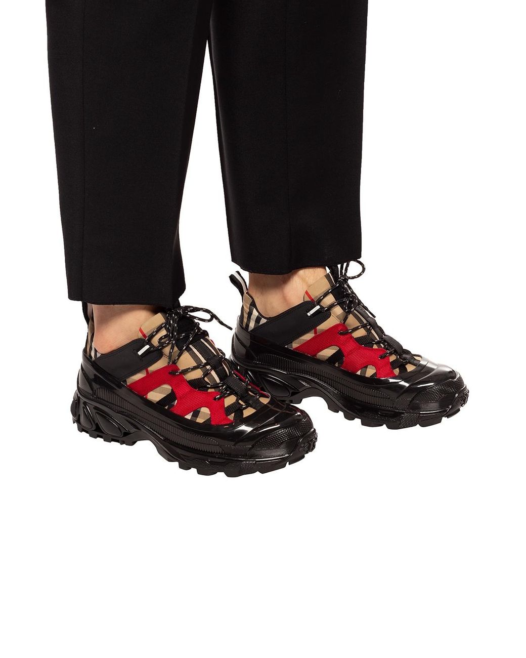 converse premium outlets