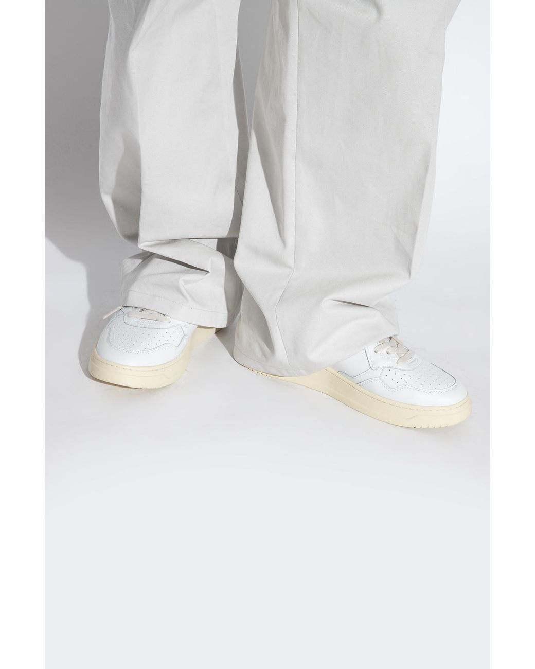 Autry White 'Aulm' Sneakers for men