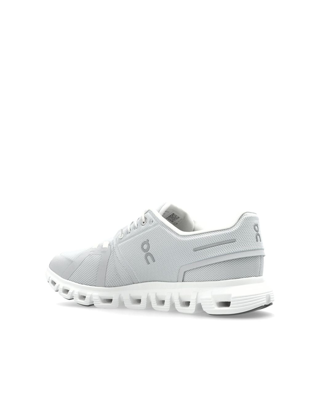 On Shoes White 'Cloud 6' Sports Shoes for men