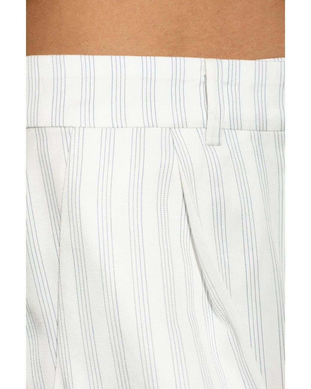 Munthe White "Uama" Shorts