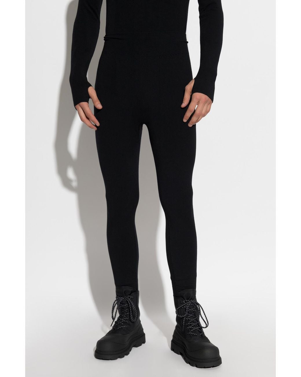 Perfect Moment Black Seamless Thermal Base Layer Top for men