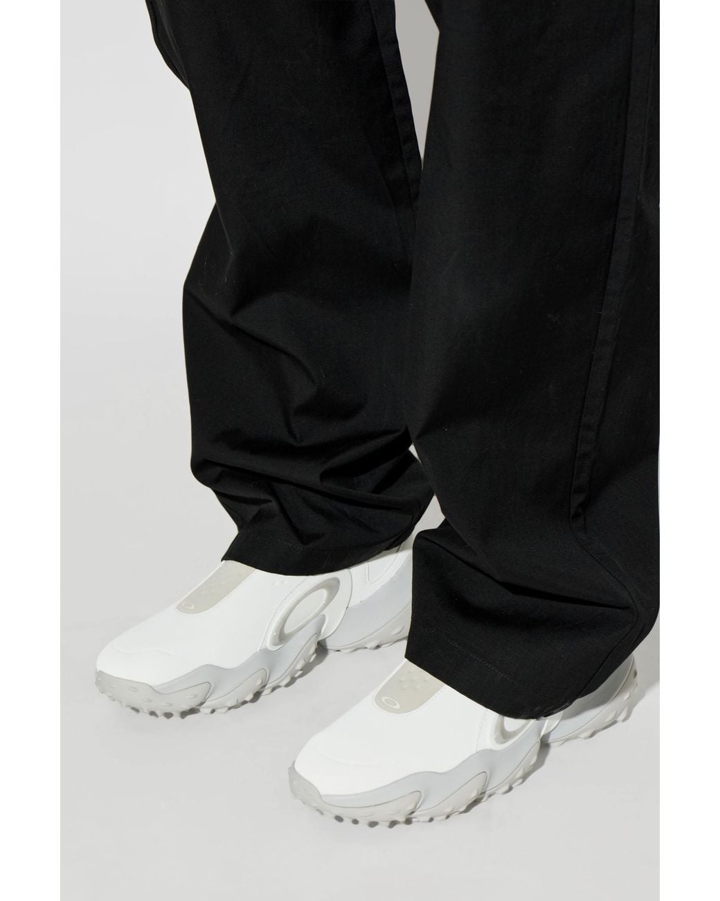 Oakley White Edgie Icon Sports Shoes for men
