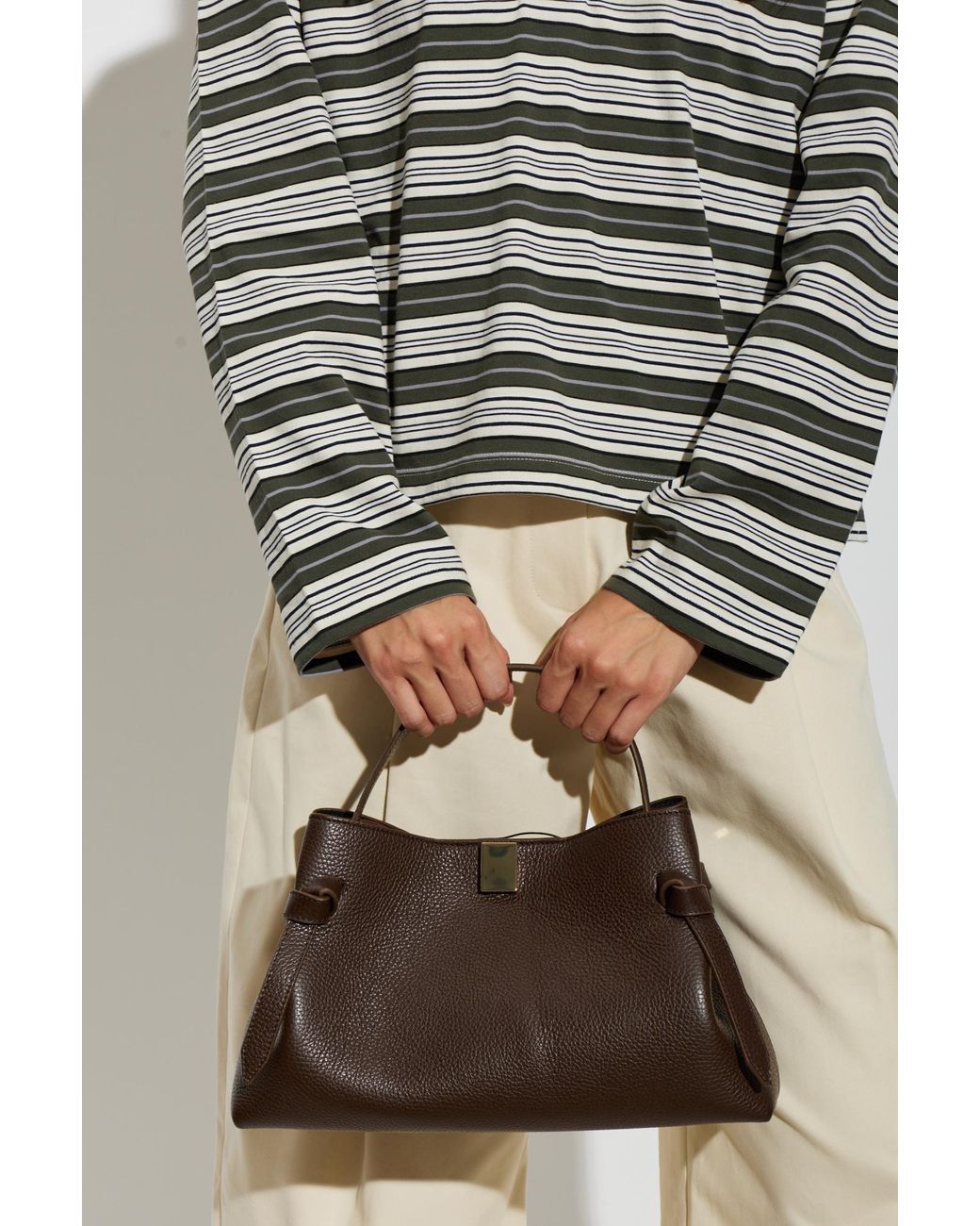 Yuzefi Brown Handbag 'Gyoza'