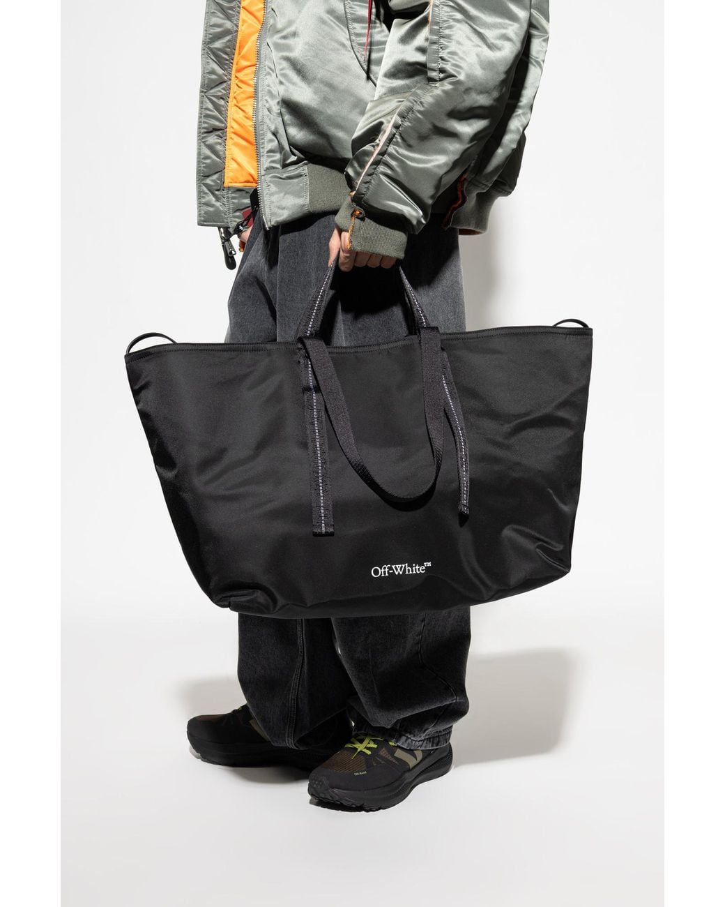 Off-White c/o Virgil Abloh Black 'Diagonal Spray' Shopper Bag for men